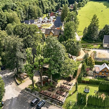 Pension Restaurant Bobrovnik Lipová-lázně Buitenkant foto